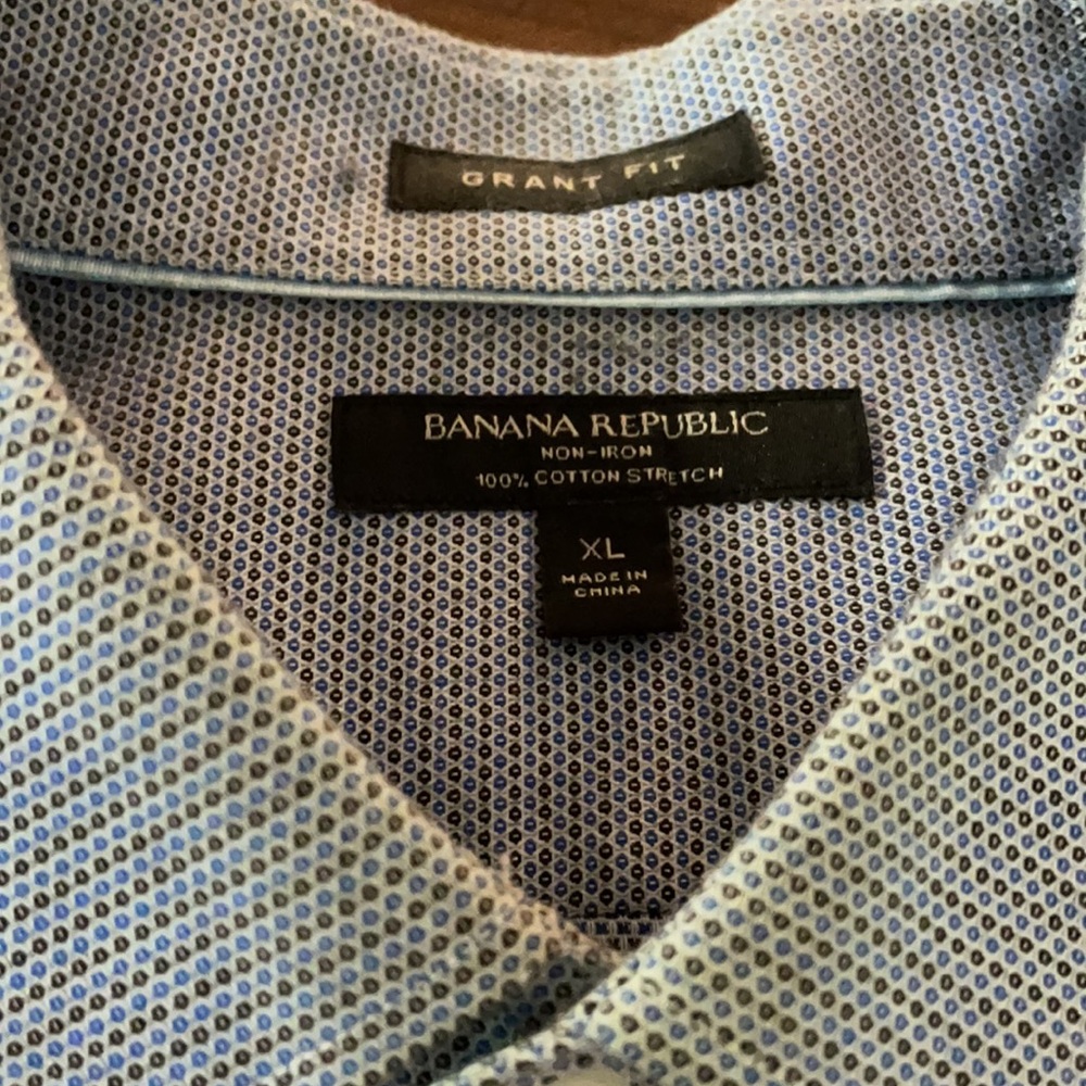 Button up - Picture 2 of 3